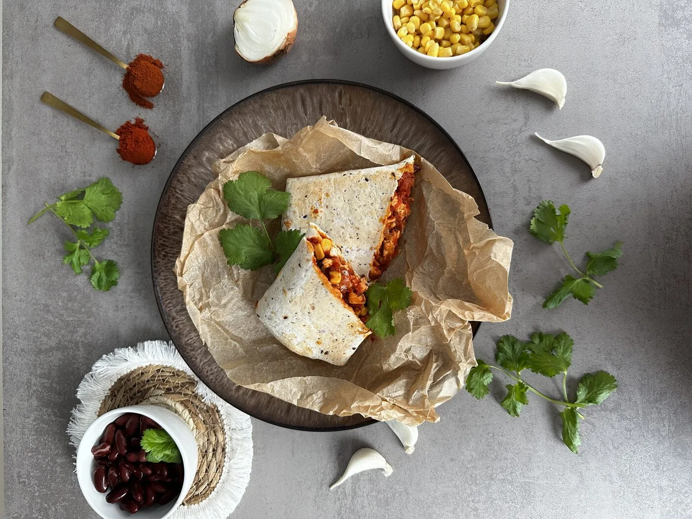 Burrito z kurczakiem — obiad na redukcji